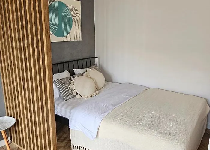 Factory Ghandiego Апартаменты